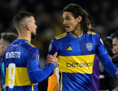 Benedeto e Cavani pelo Boca Juniors