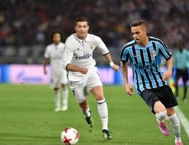 Luan e Cristiano Ronaldo na final do Mundial de Clubes 2017