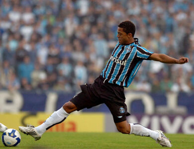 Rafael Carioca em campo pelo Grêmio