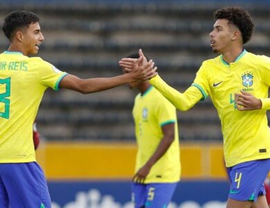 Zagueiro Da Mata, do Grêmio, pela Seleção Brasileira