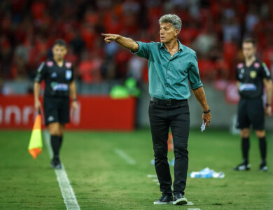 Renato Portaluppi durante o Gre-Nal 441