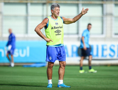 Renato Gaúcho em treino do Grêmio