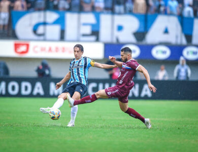 Geromel durante Grêmio x Caxias
