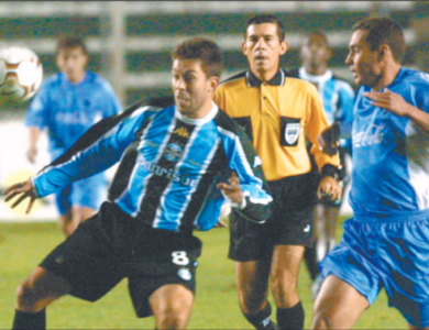 Grêmio x Bolivar durante Libertadores 2003