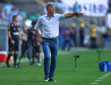 Renato Gaúcho durante jogo entre Grêmio e Guarany de Bagé